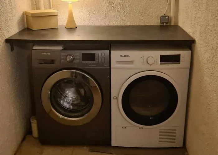 The Bright Cocoon - Charming In * 维琪